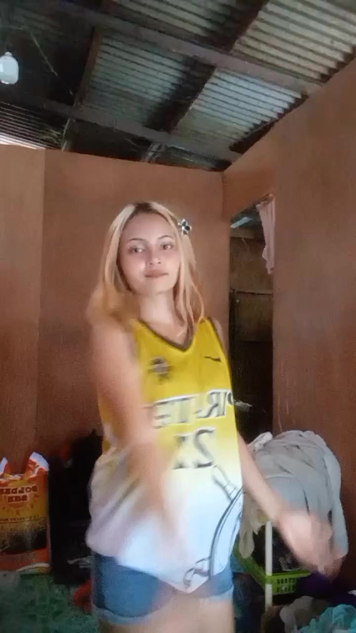 @Mae..