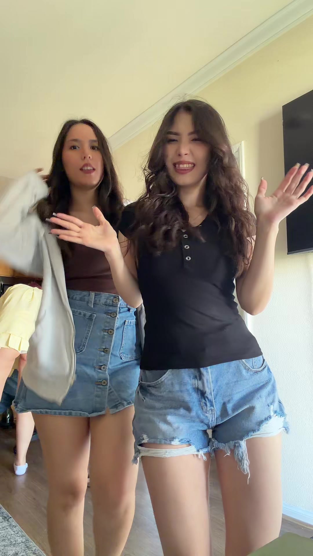 @Daffodillszz