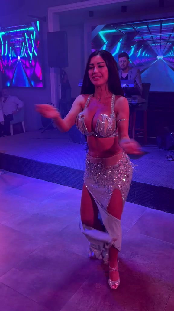 @Samaher dancer