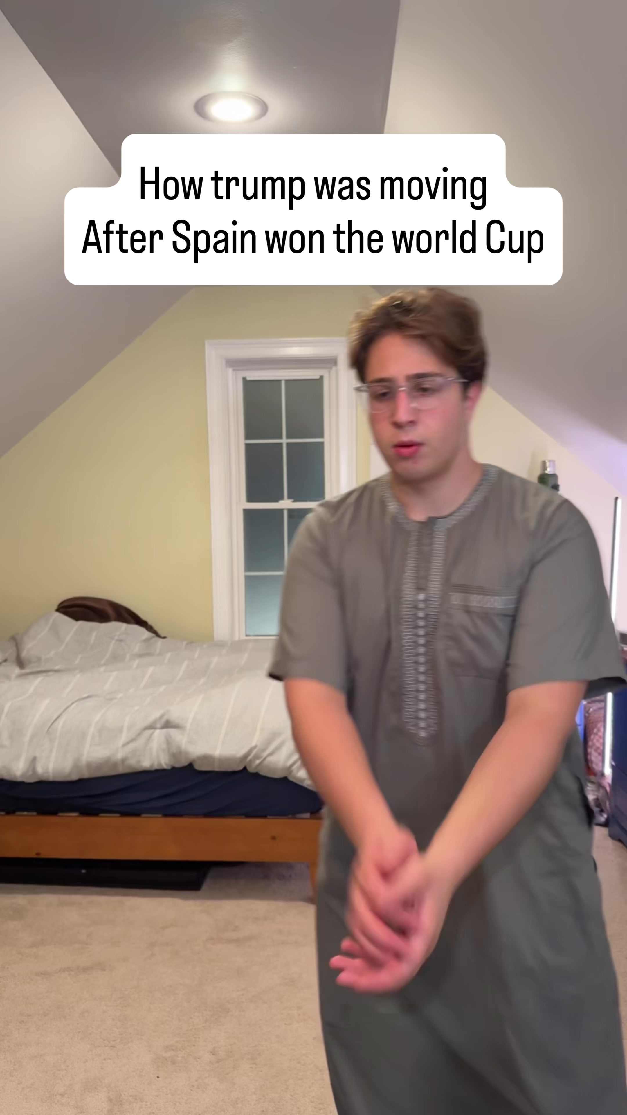 @adoolie_