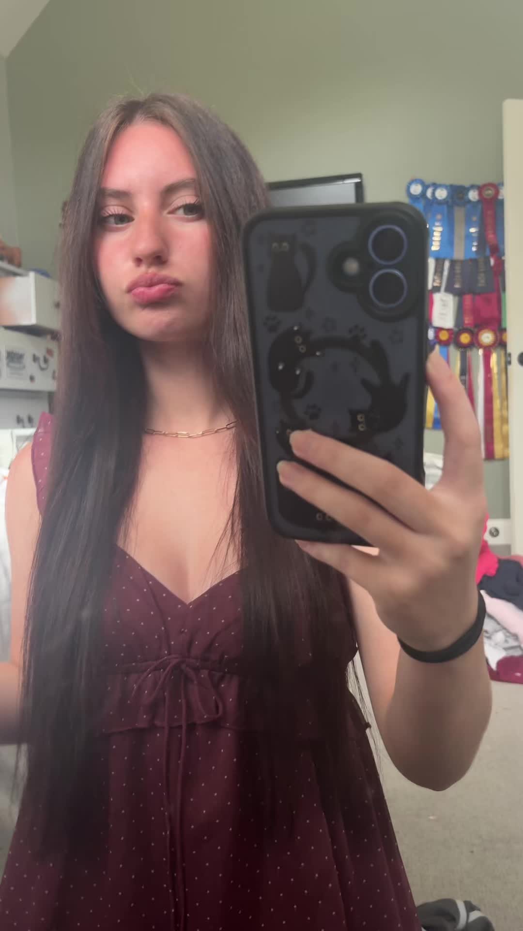 @pey⊬