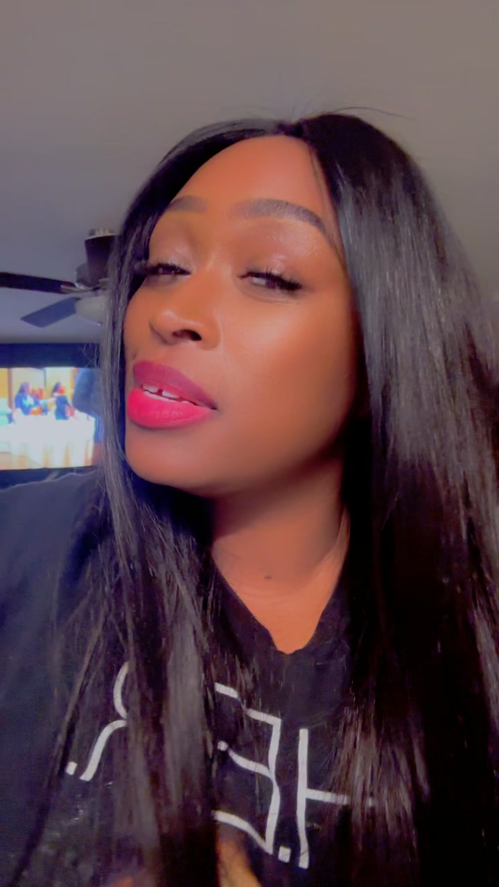 @Shonti_Adore
