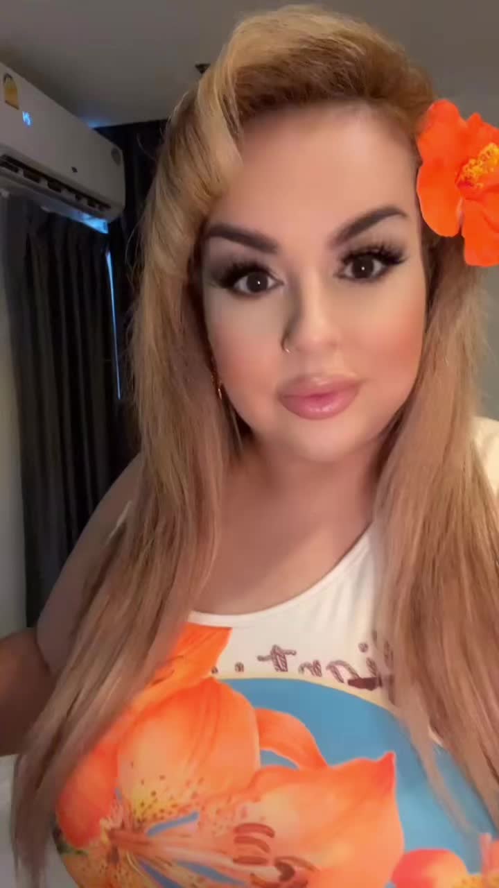 @Karinacaligirl