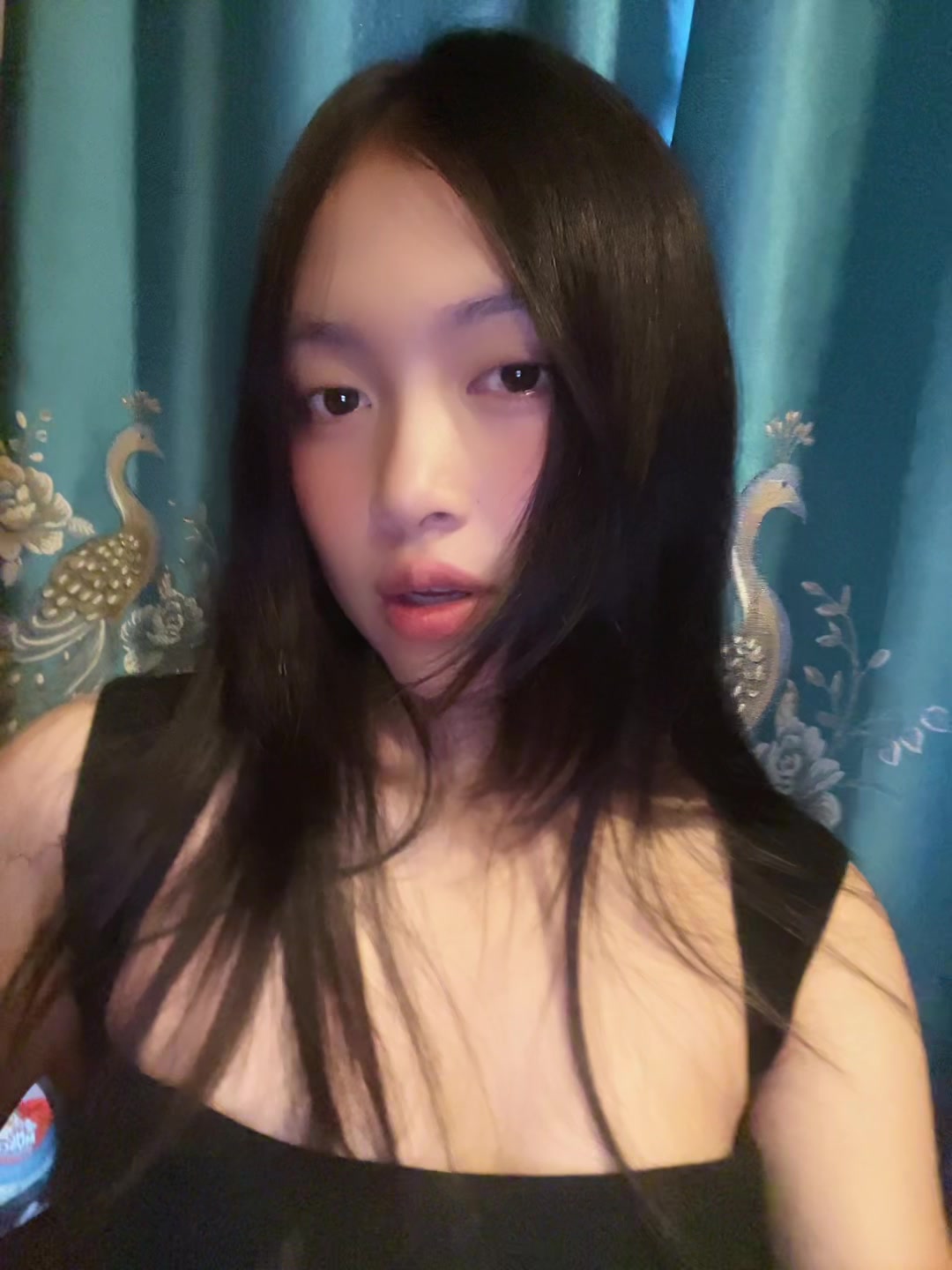 @Houng ><