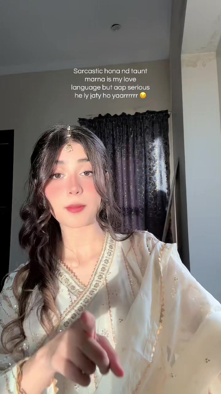 @AyeshEe🌸