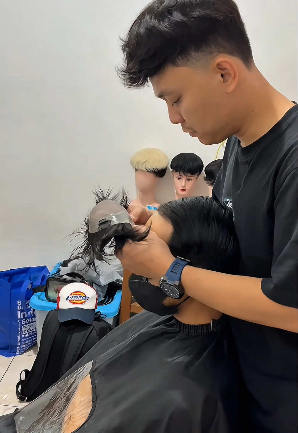 @Pondasi Barbershop & hairtoupe
