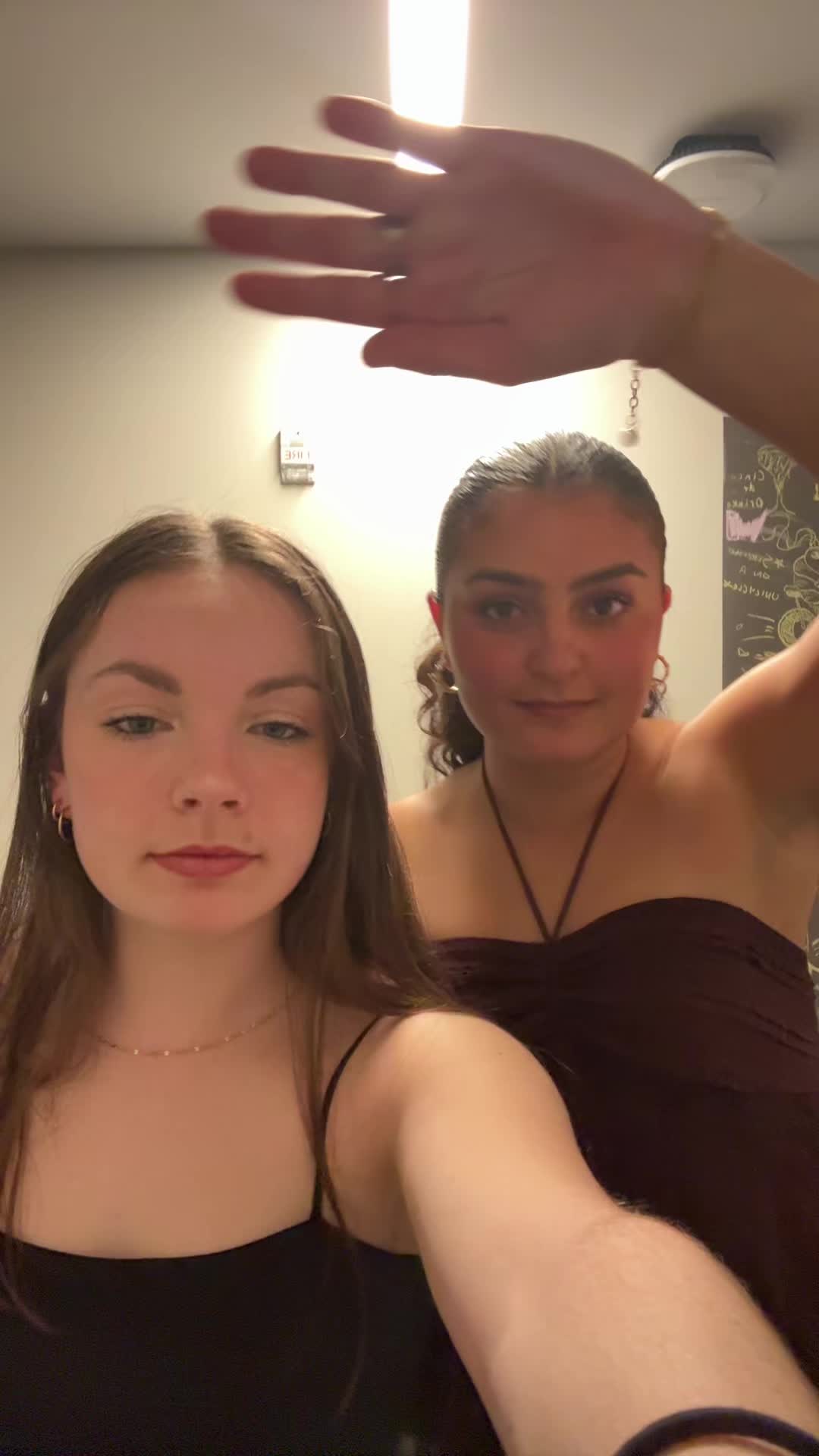 @ella