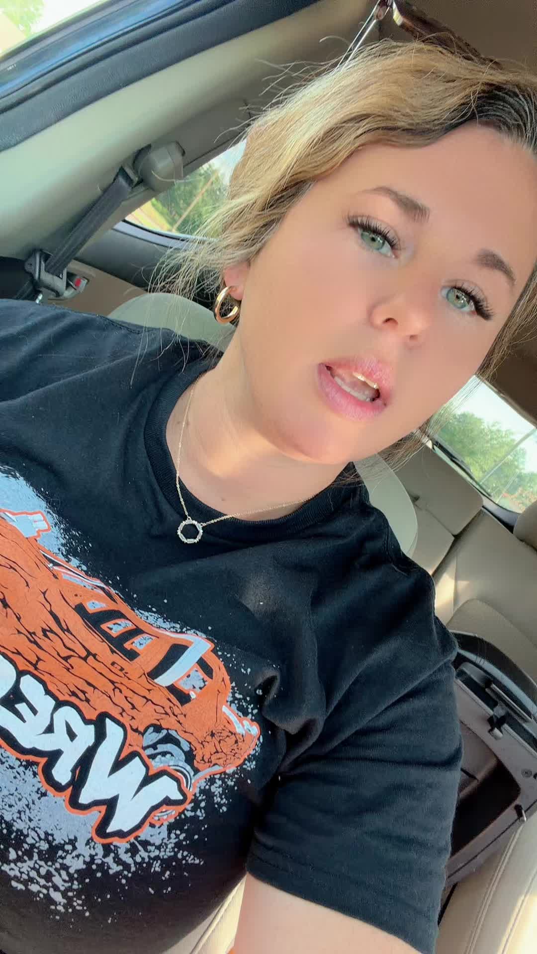 @Kayyyfaye 👑