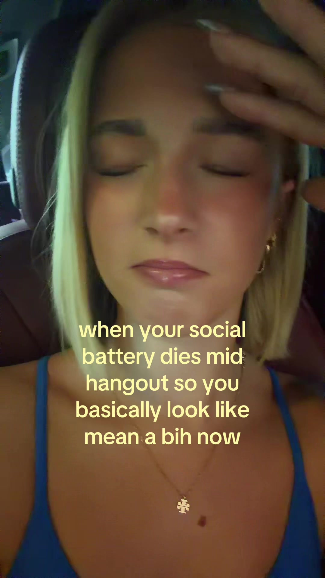@theelliebarker