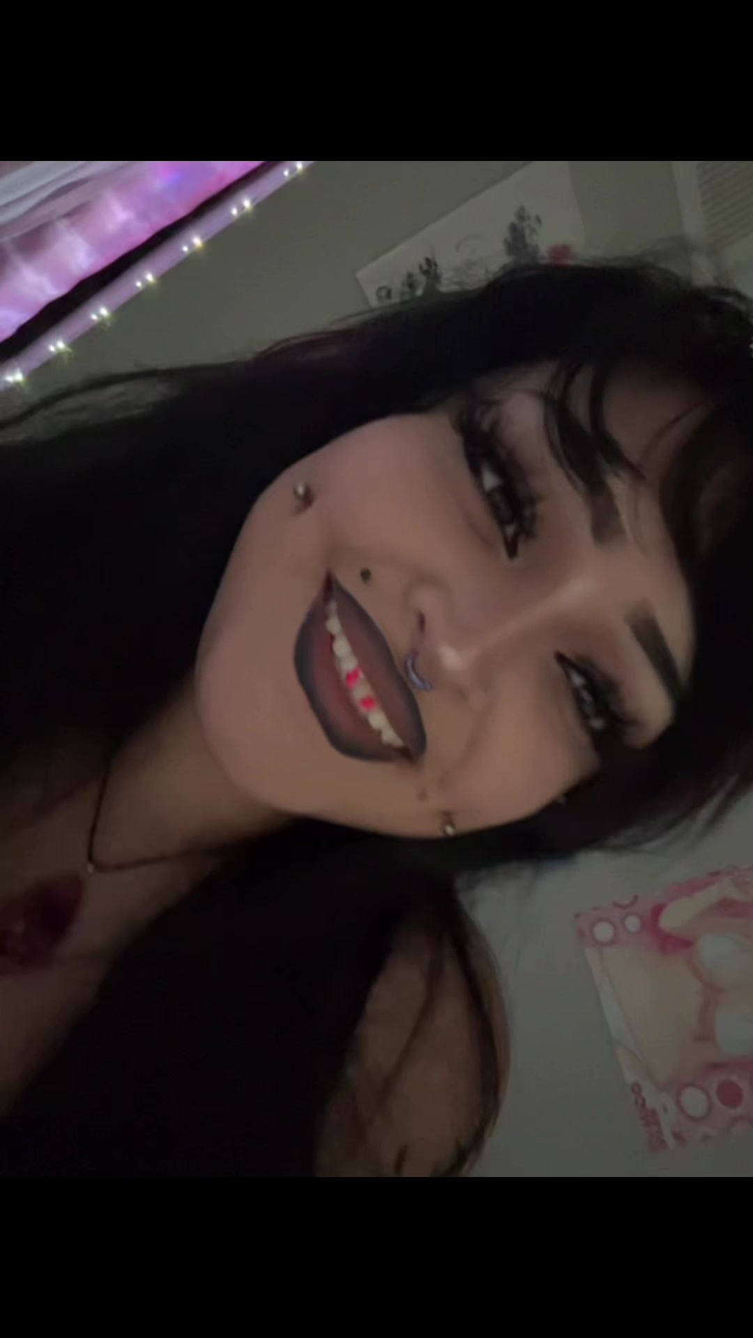 @neon