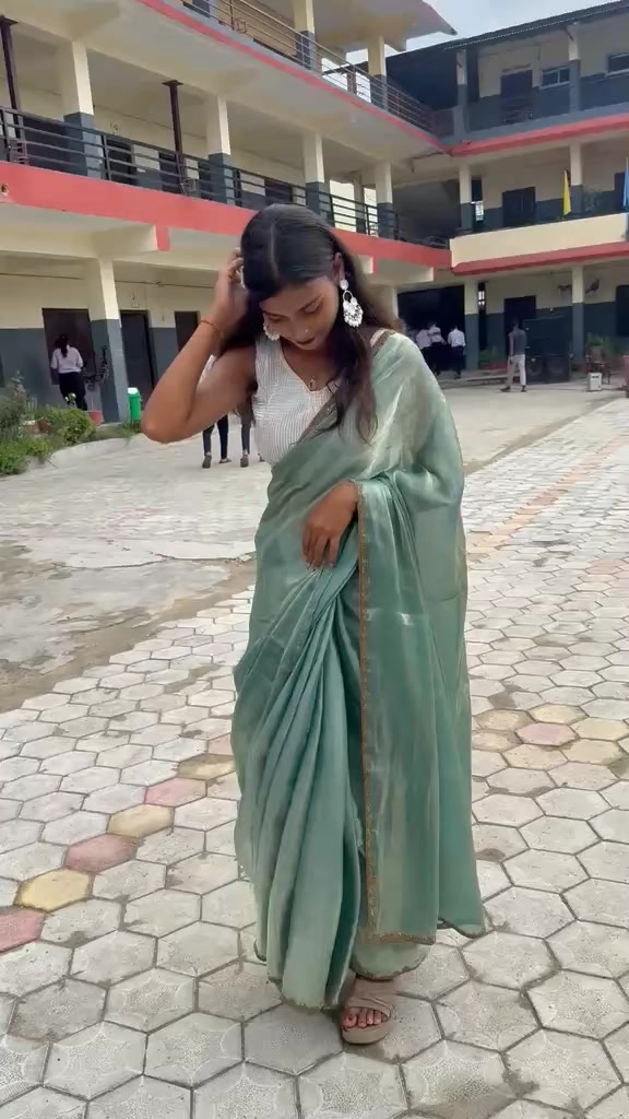@❤️bindaas girl ❣️