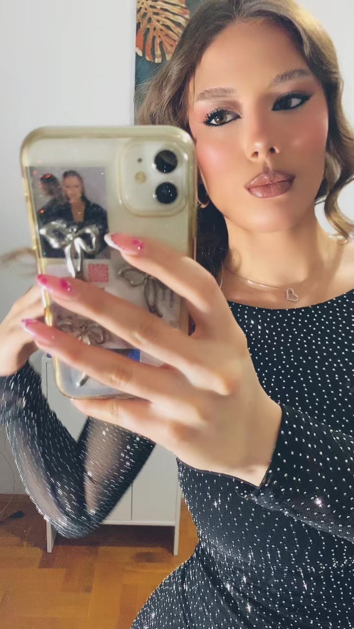 @𝚜𝚊𝚗𝚍𝚛𝚊