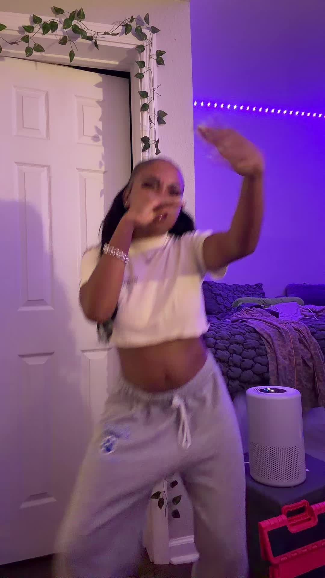 @notchloamor