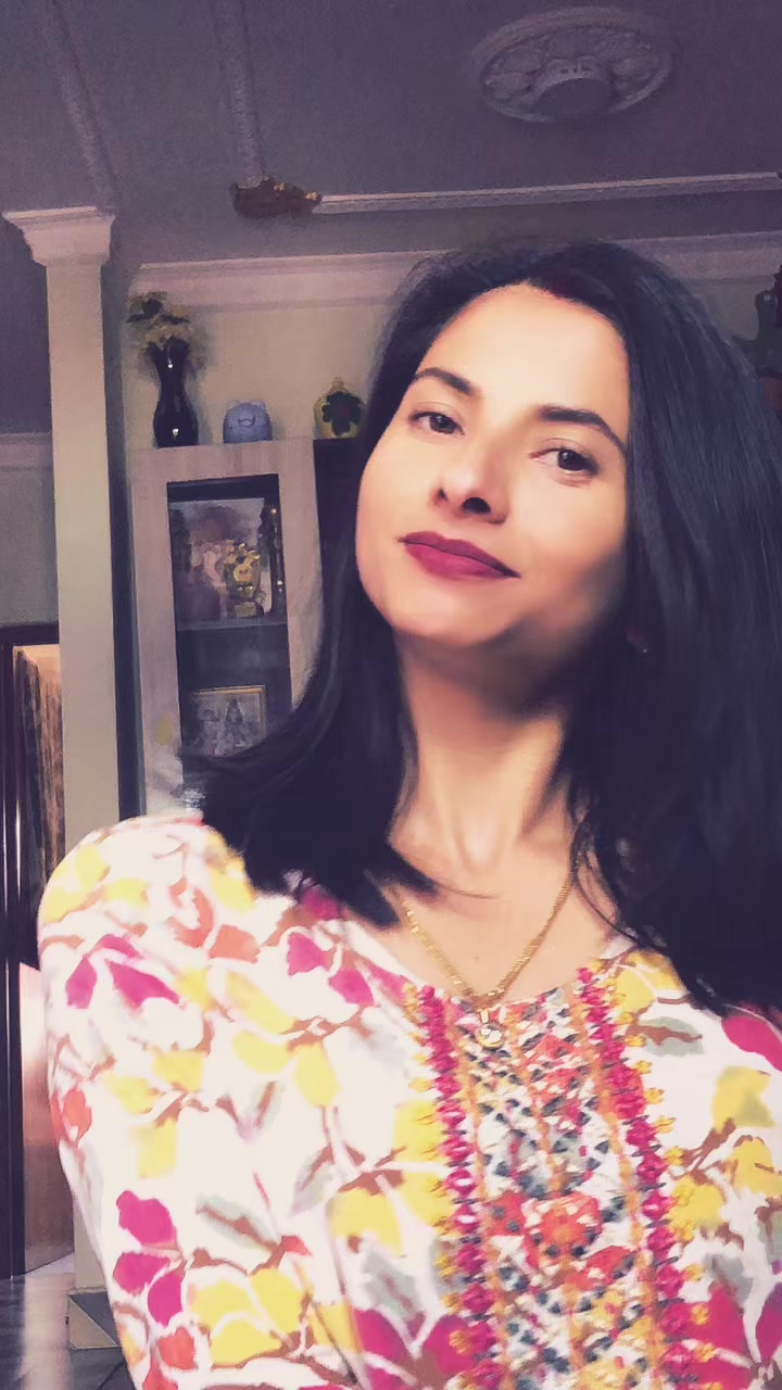 @Navya chhetri 🇳🇵