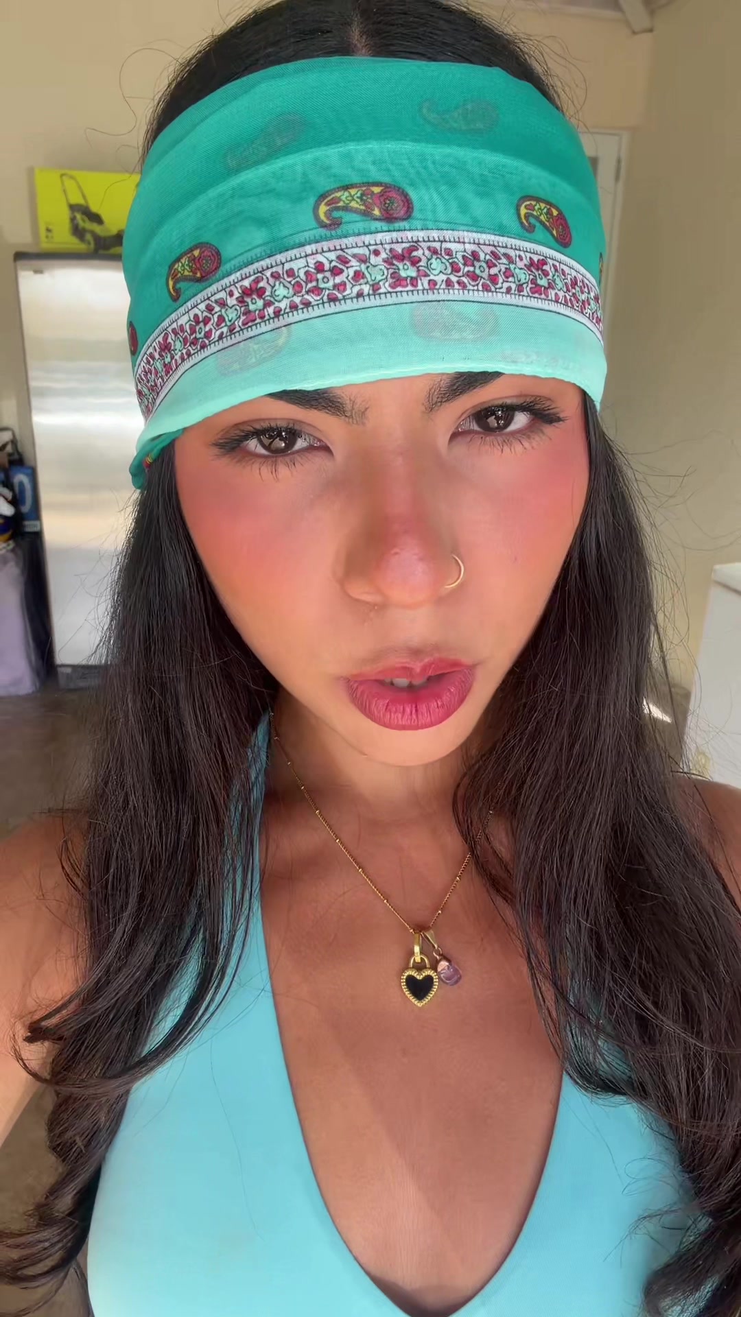 @d