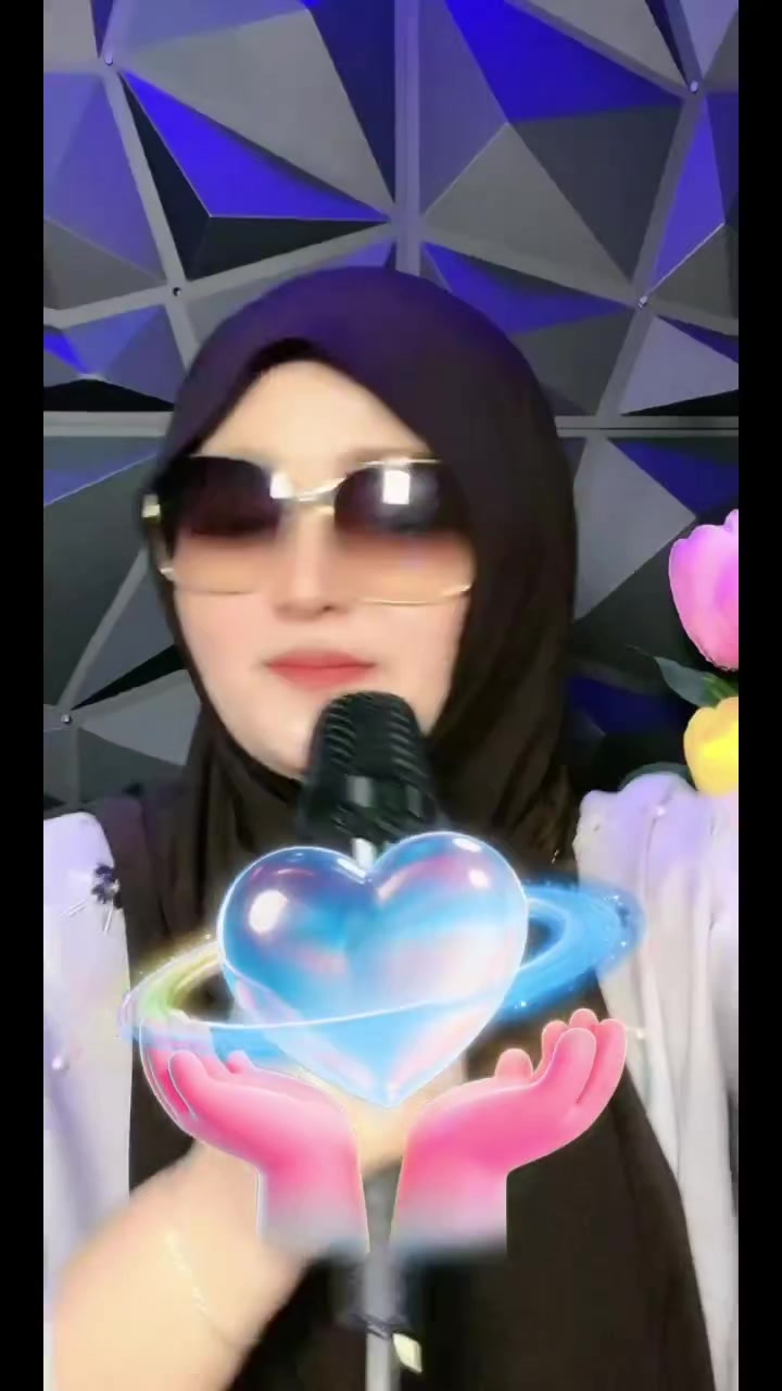 @Ce.amel13