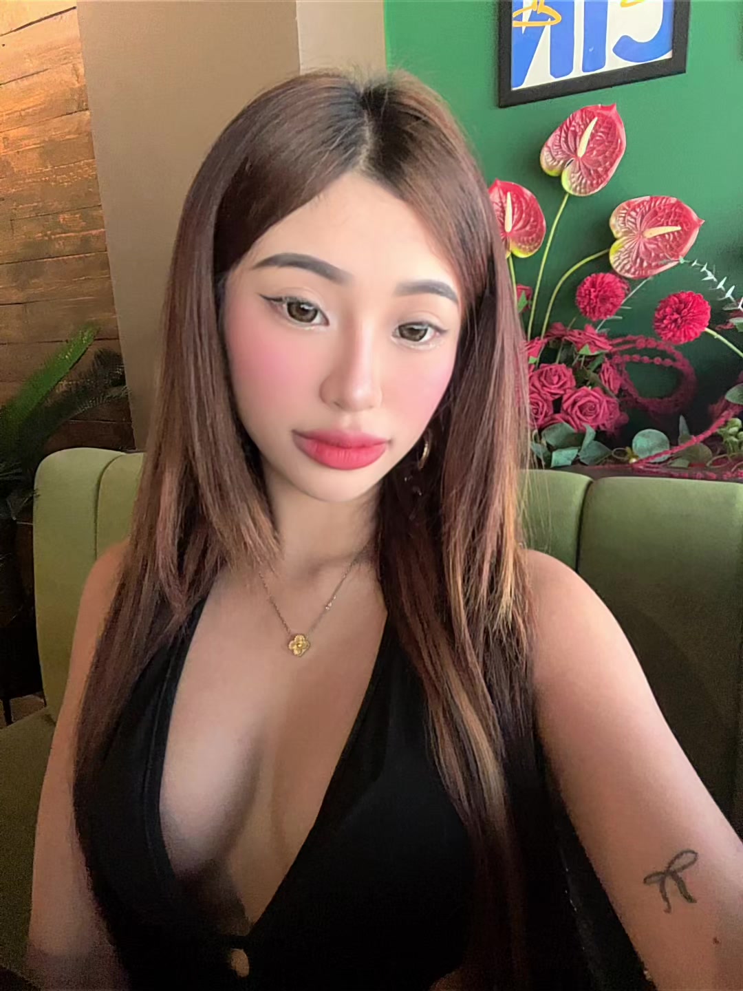 @埃莉斯