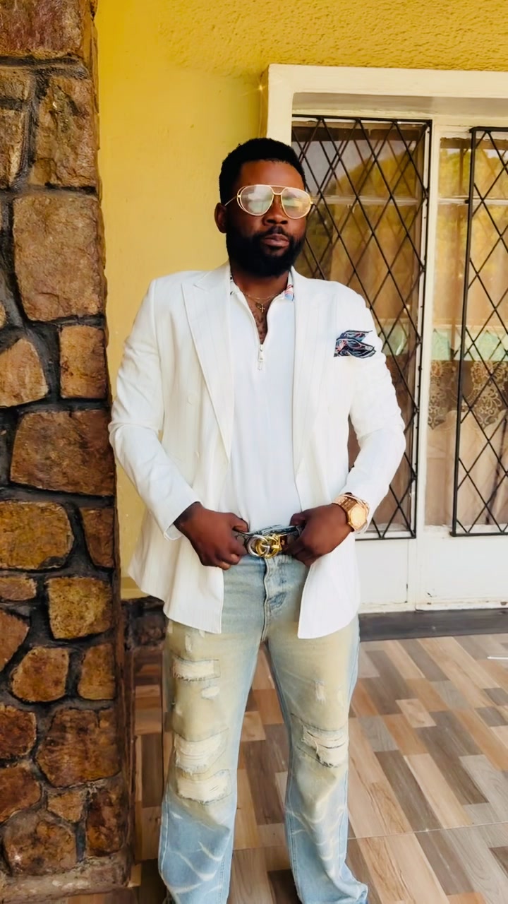 @stone mukendi