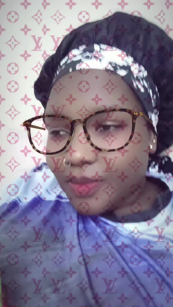 @poshy Queen