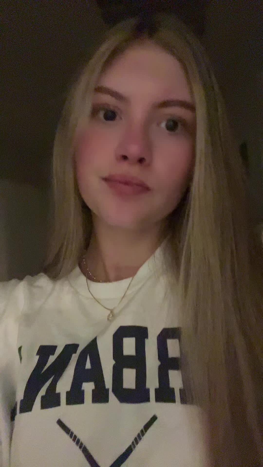 @Gabby C