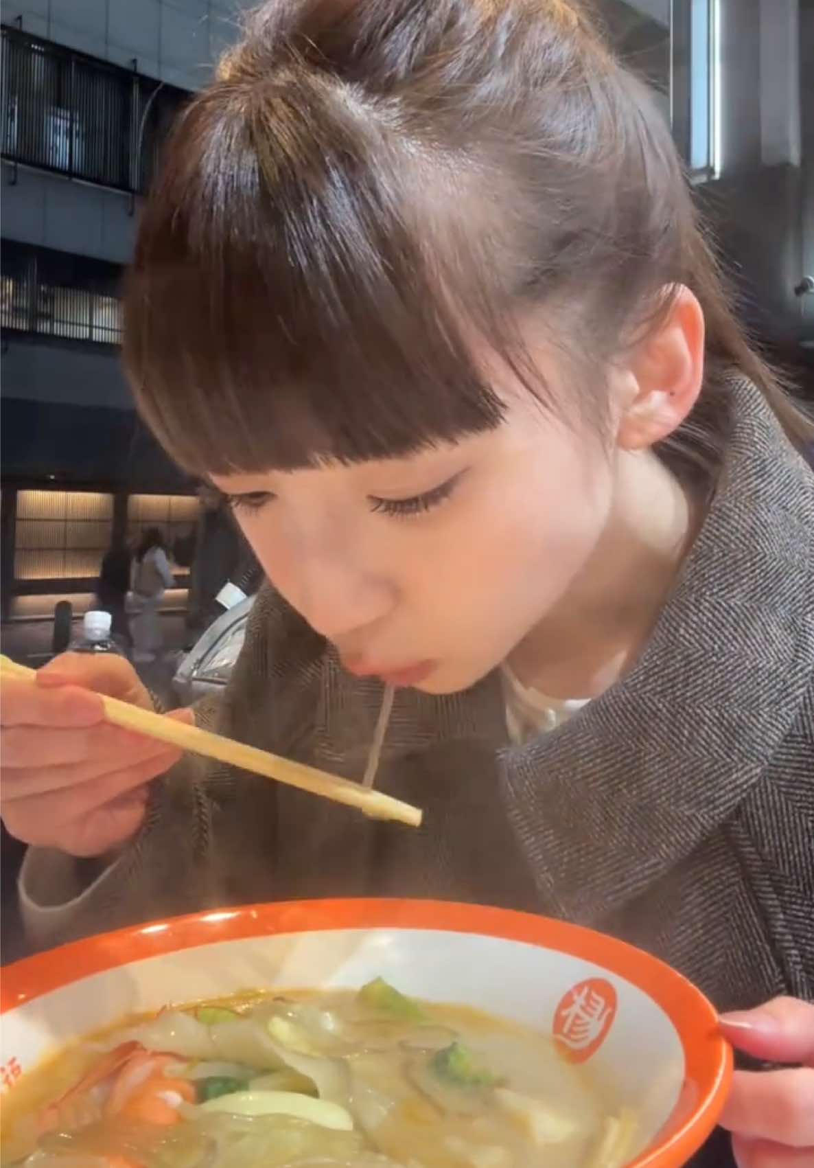 @荻野由佳