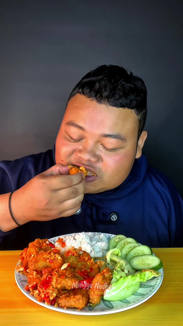 @Monggonedho