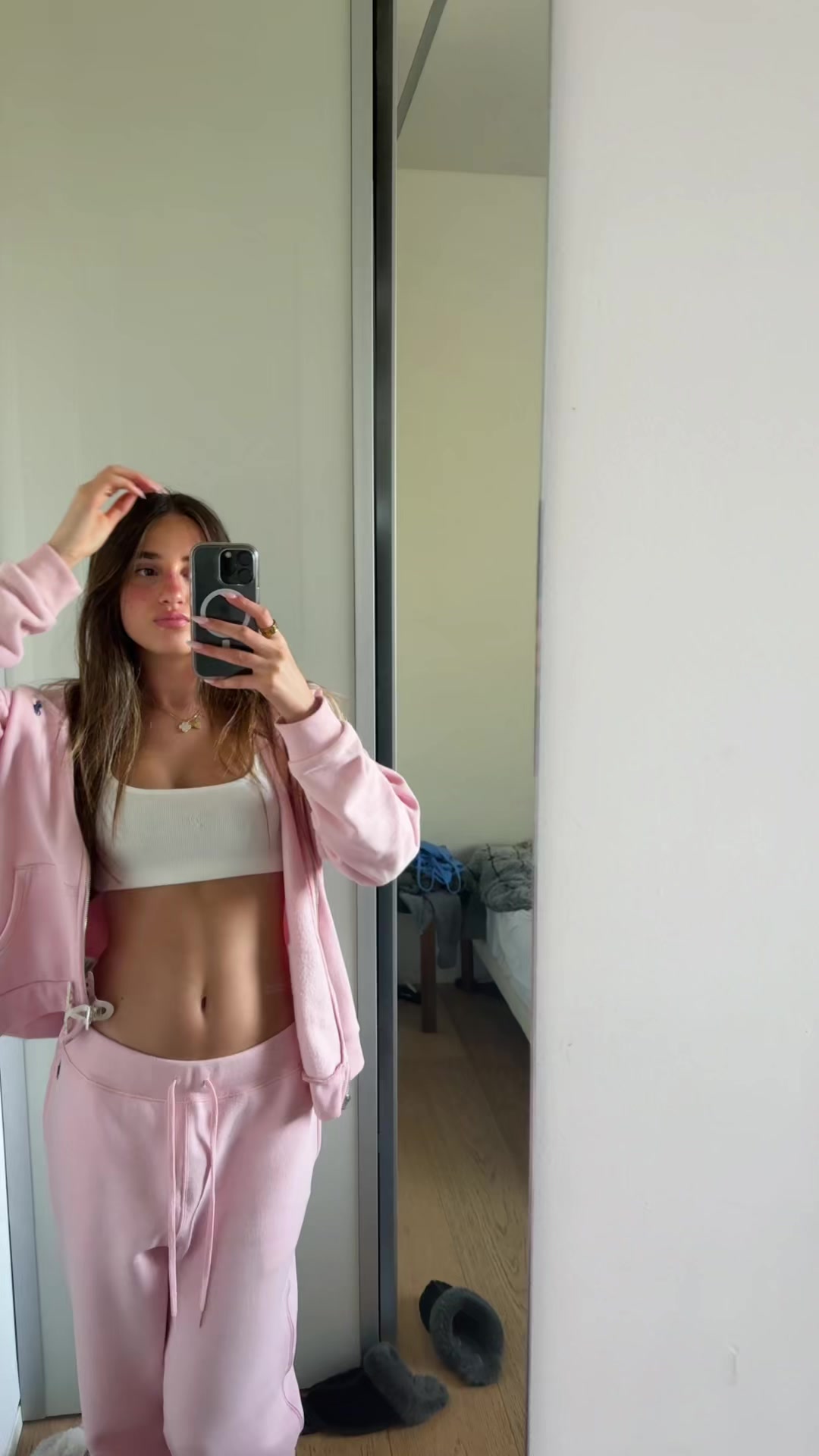@Ellatirer