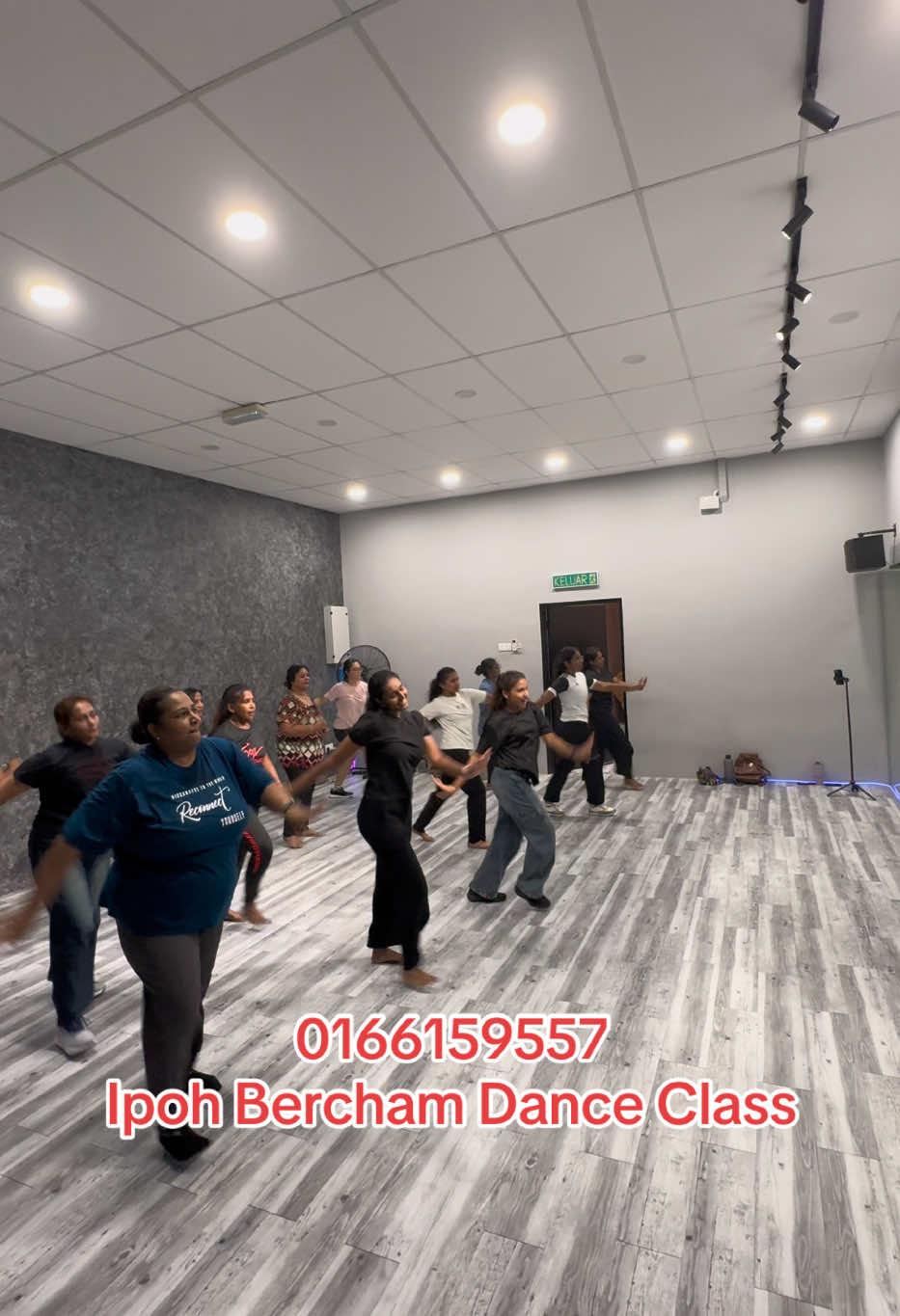 @DNX DANCE STUDIO