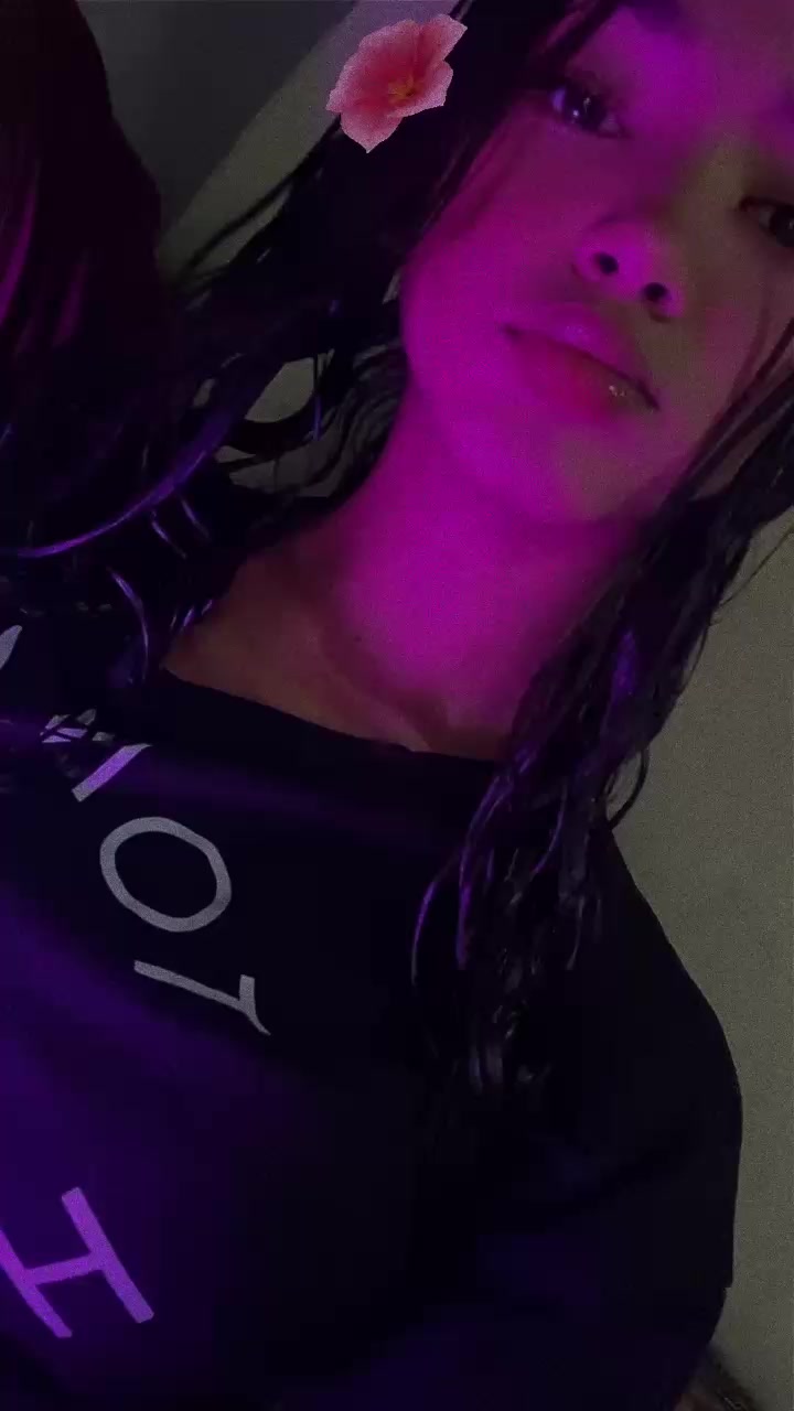 @Valentina🖤.