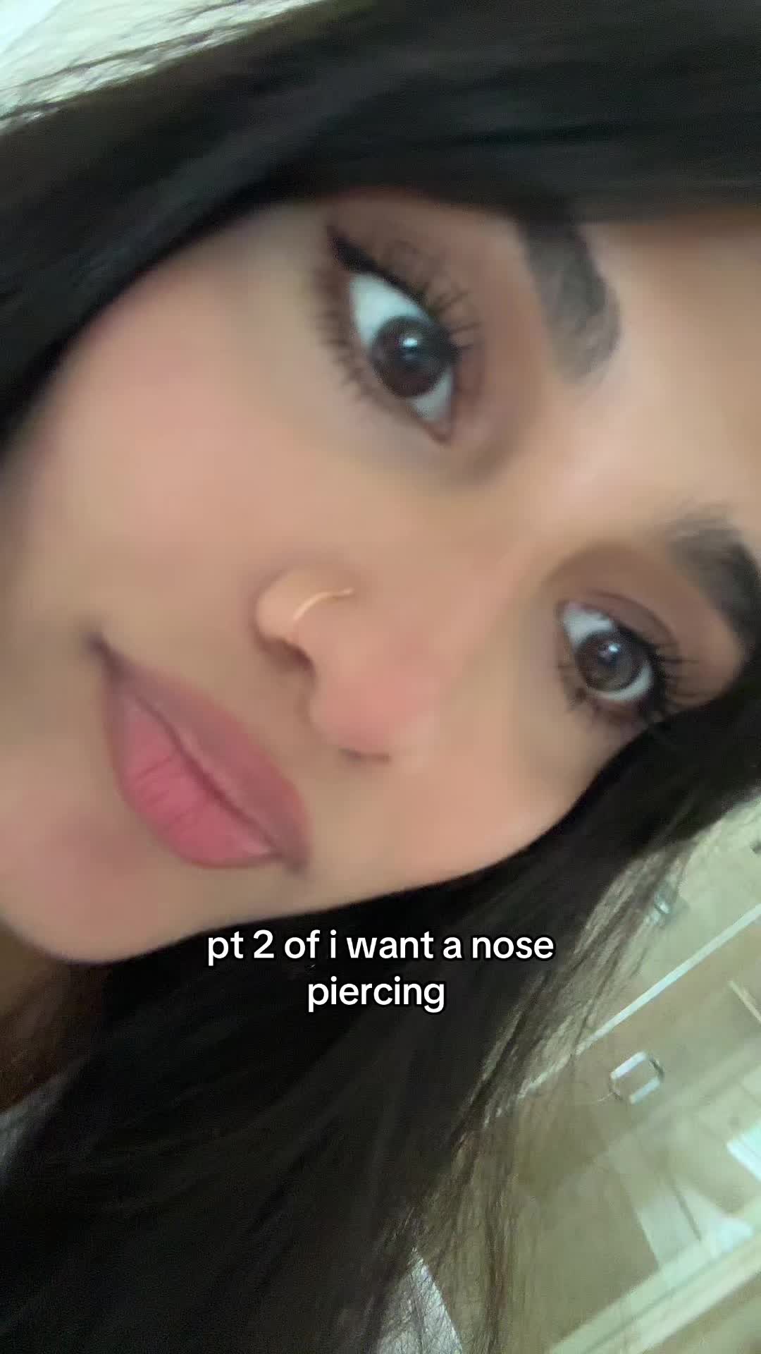 @glitterybarrf