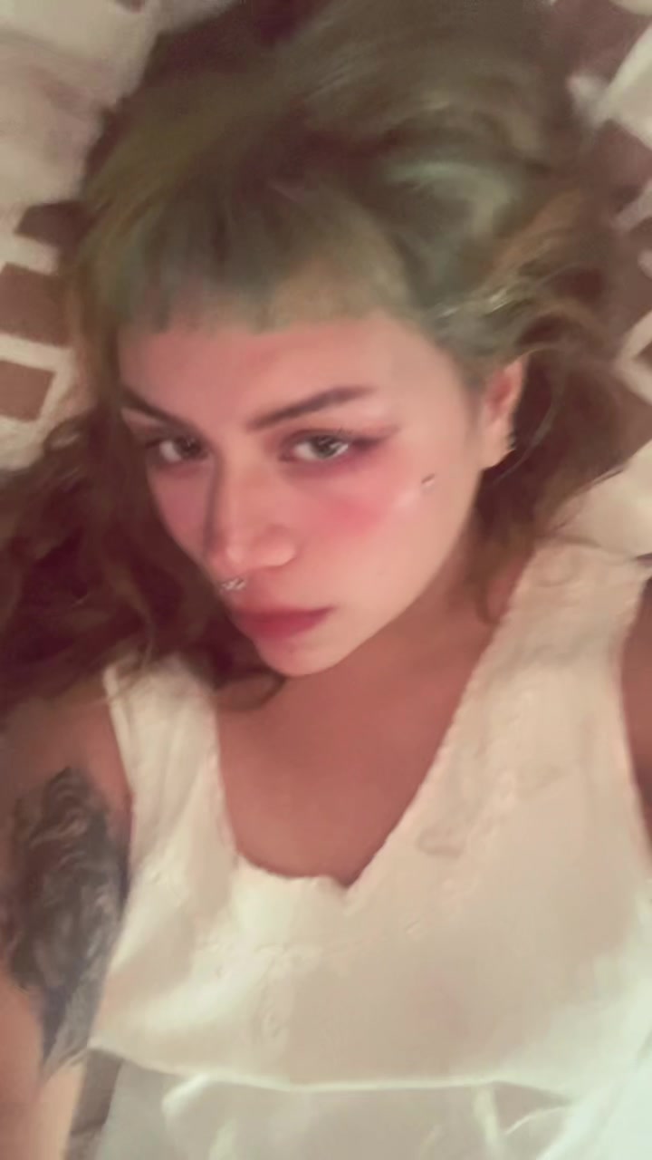 @Ciruela C&oacute;smica 👽