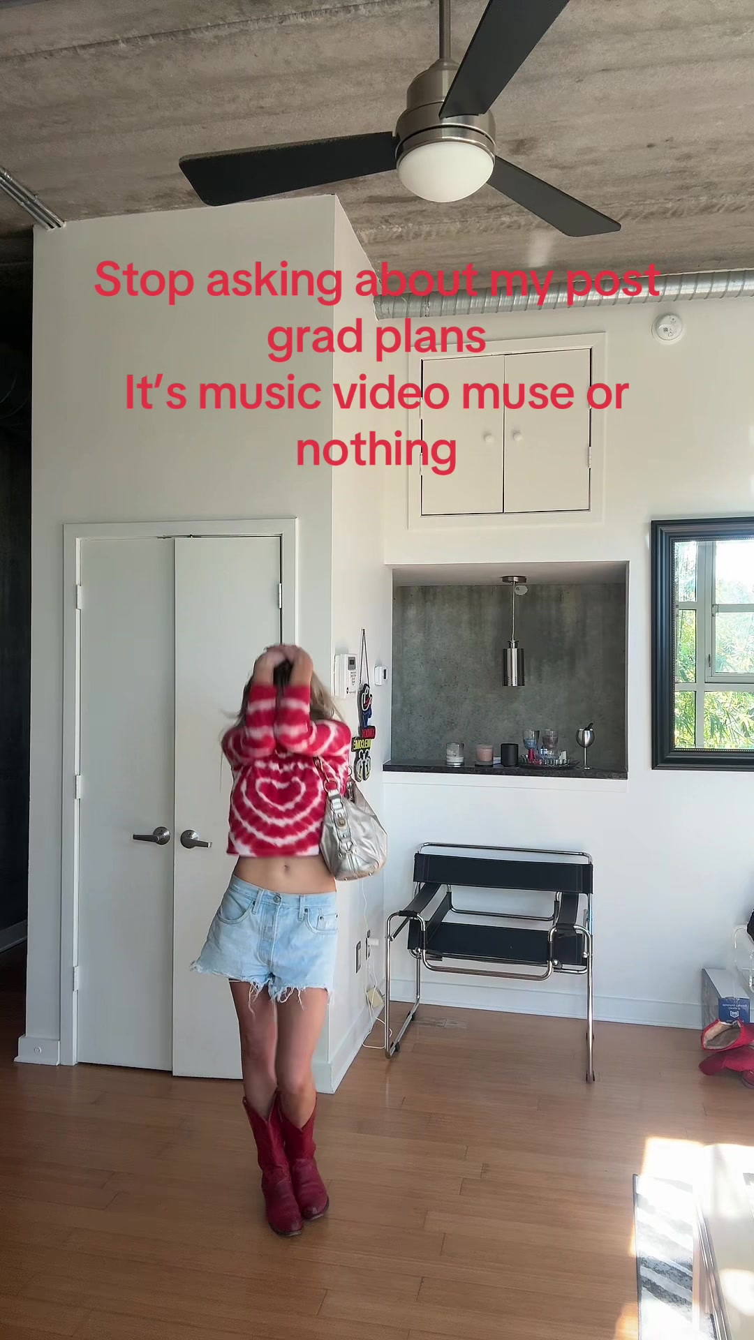 @isabella