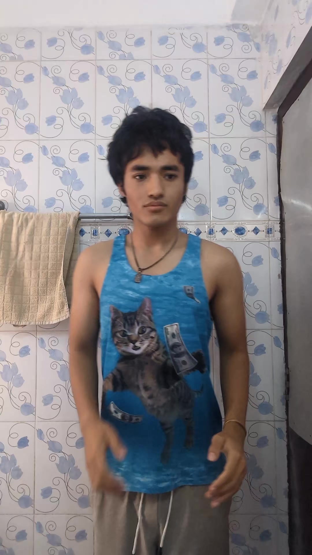 @7\