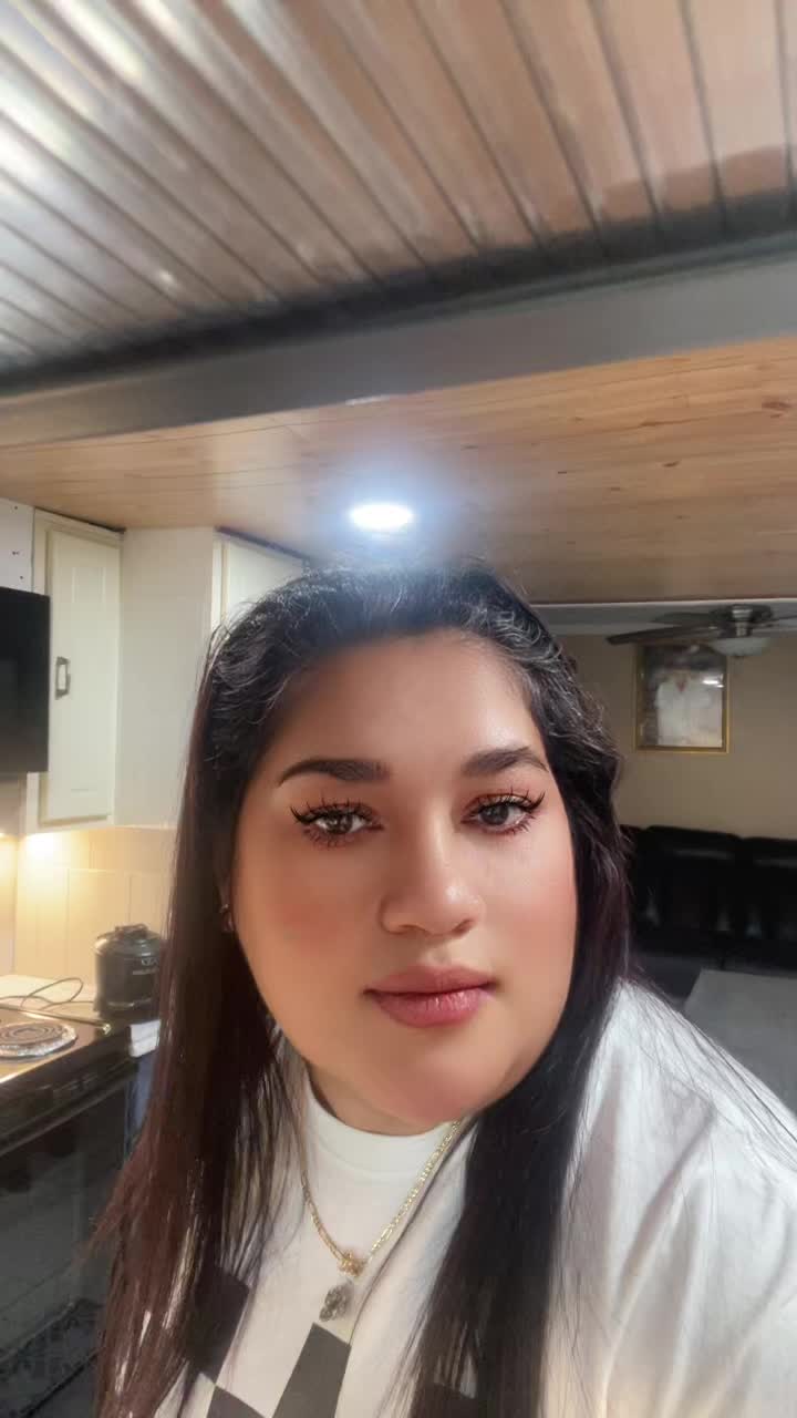 @Luisa m servellon