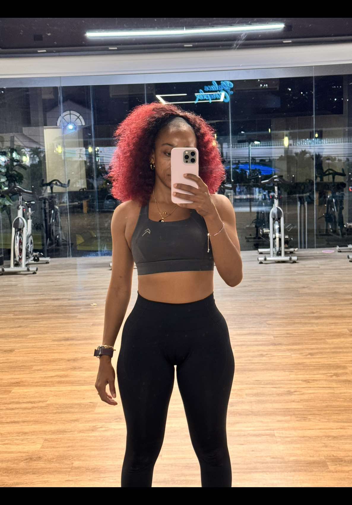 @Tinashaii | Holistic Baddie