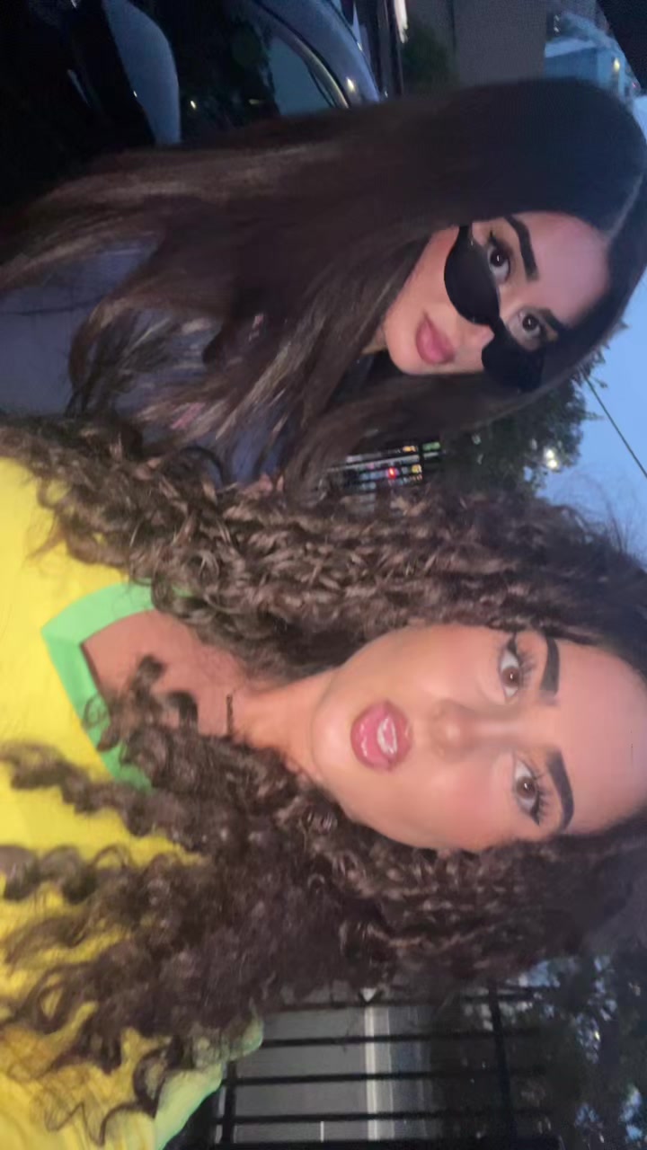 @Juliana Demirel