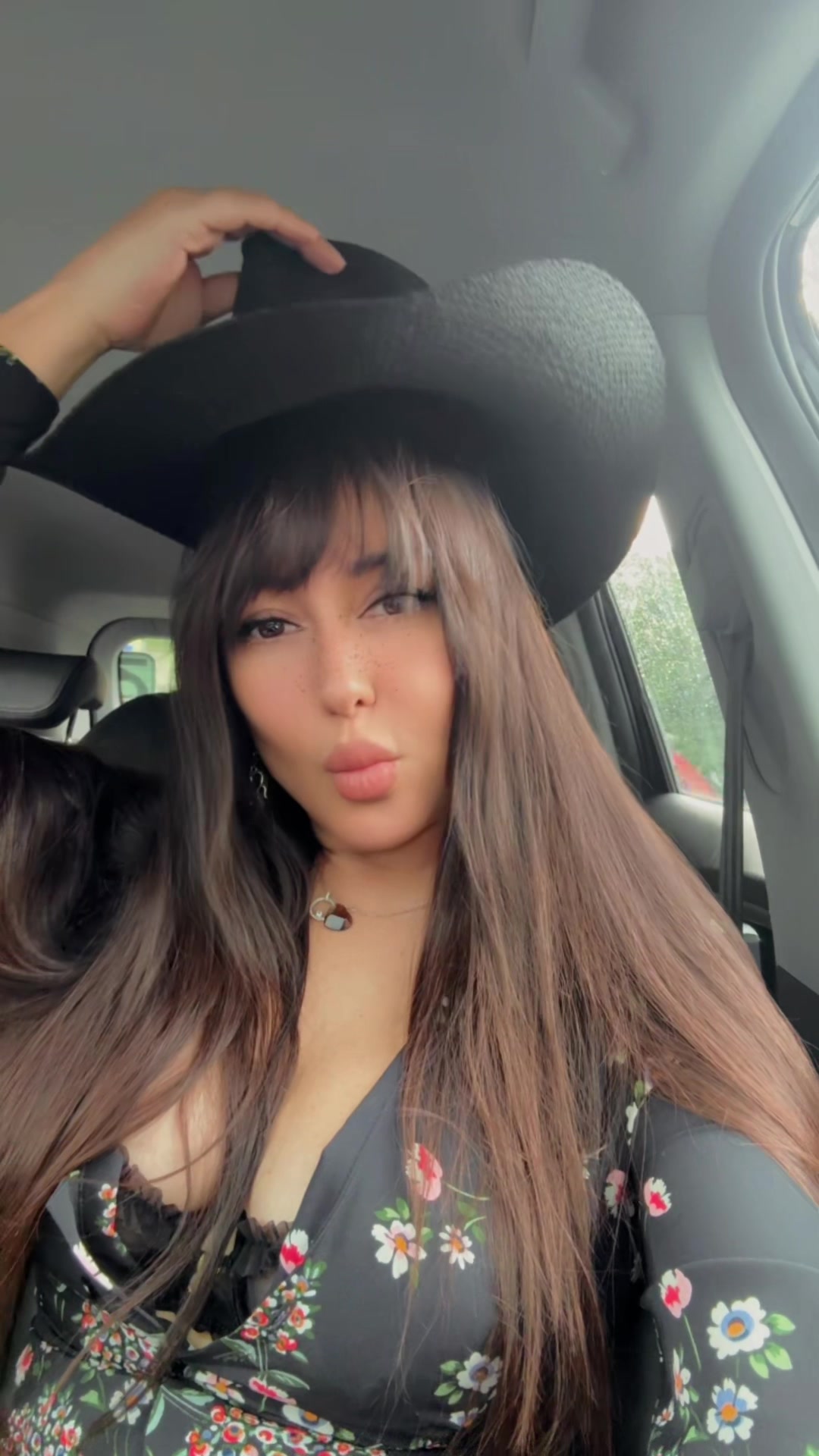 @༺ANNA👁️⃤🧬INDIGO༻