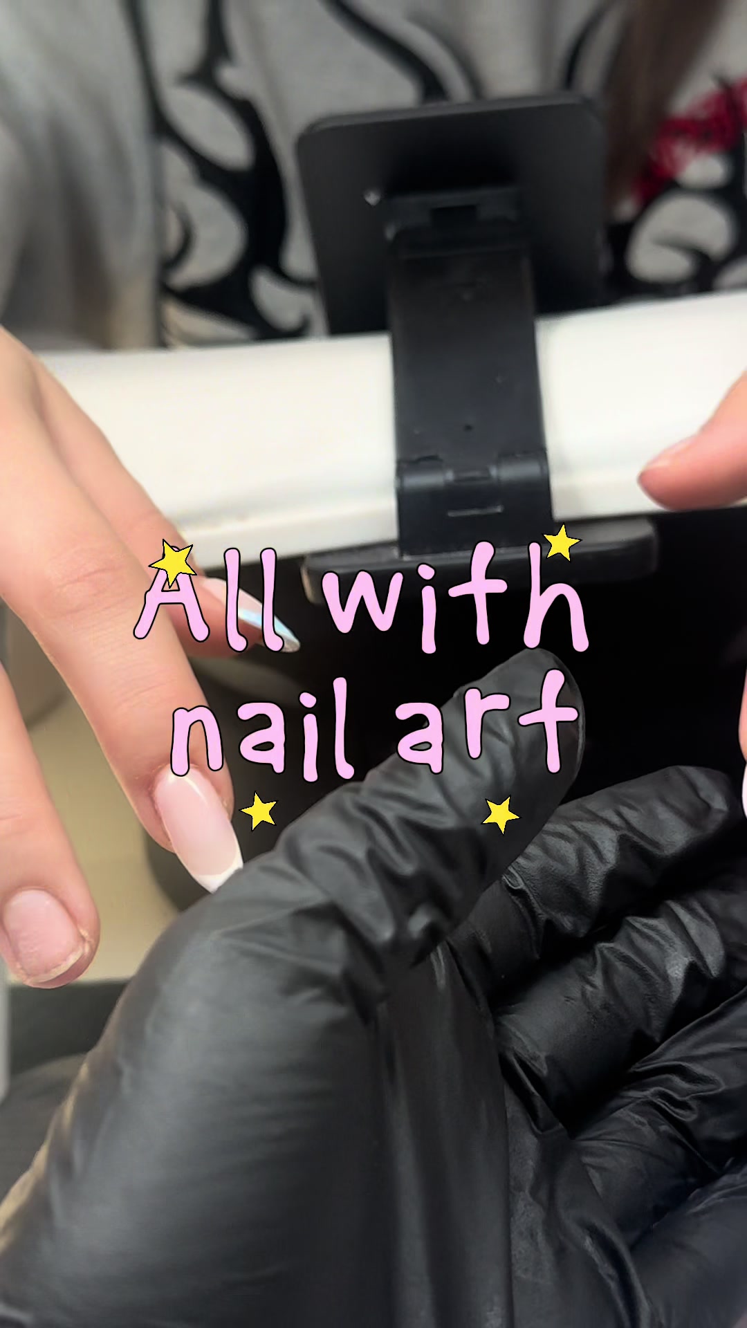 @TIPZYNAILZZ