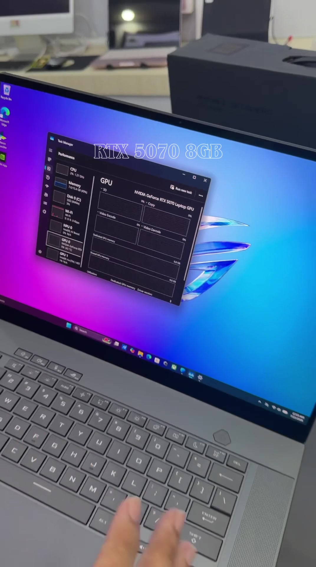 @Beckie Deal Computer បេកគីឌៀល