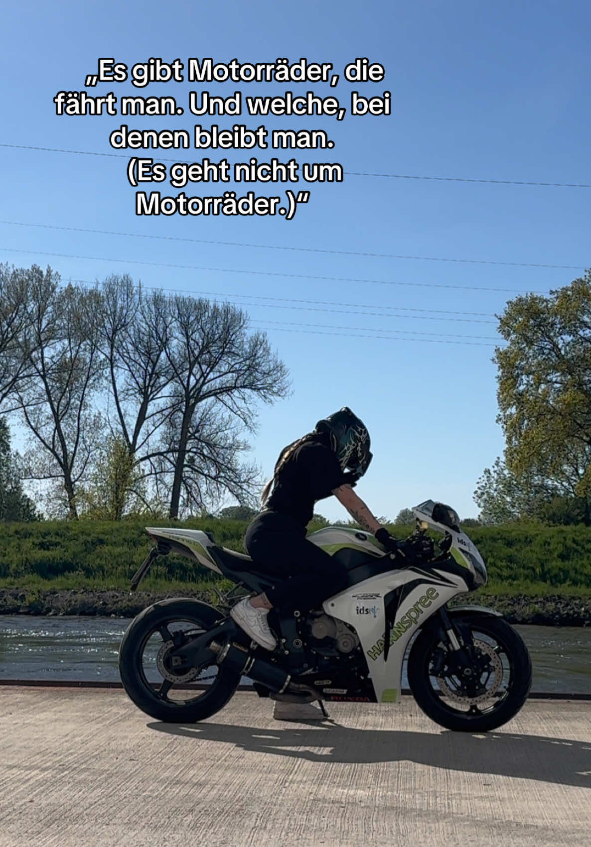 @lisa1000rr
