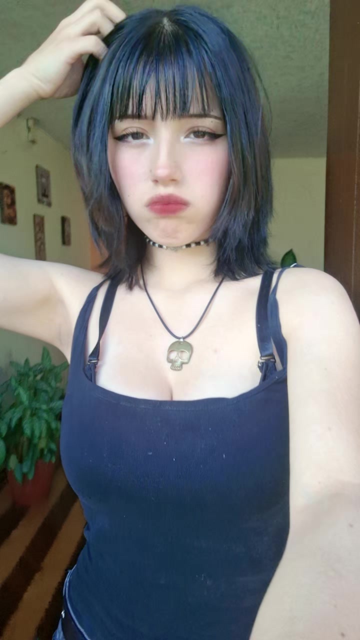 @𝔇𝔞𝔫𝔫𝔞𝔥𝔮𝔨𝔲✞︎🦇
