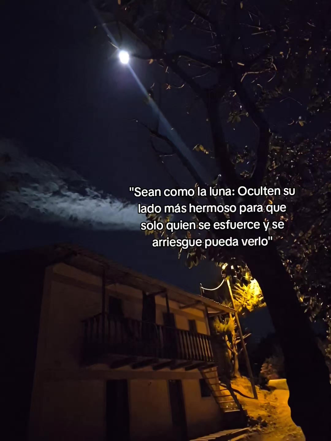 @Ni&ntilde;a de la sonrisa. te sigue