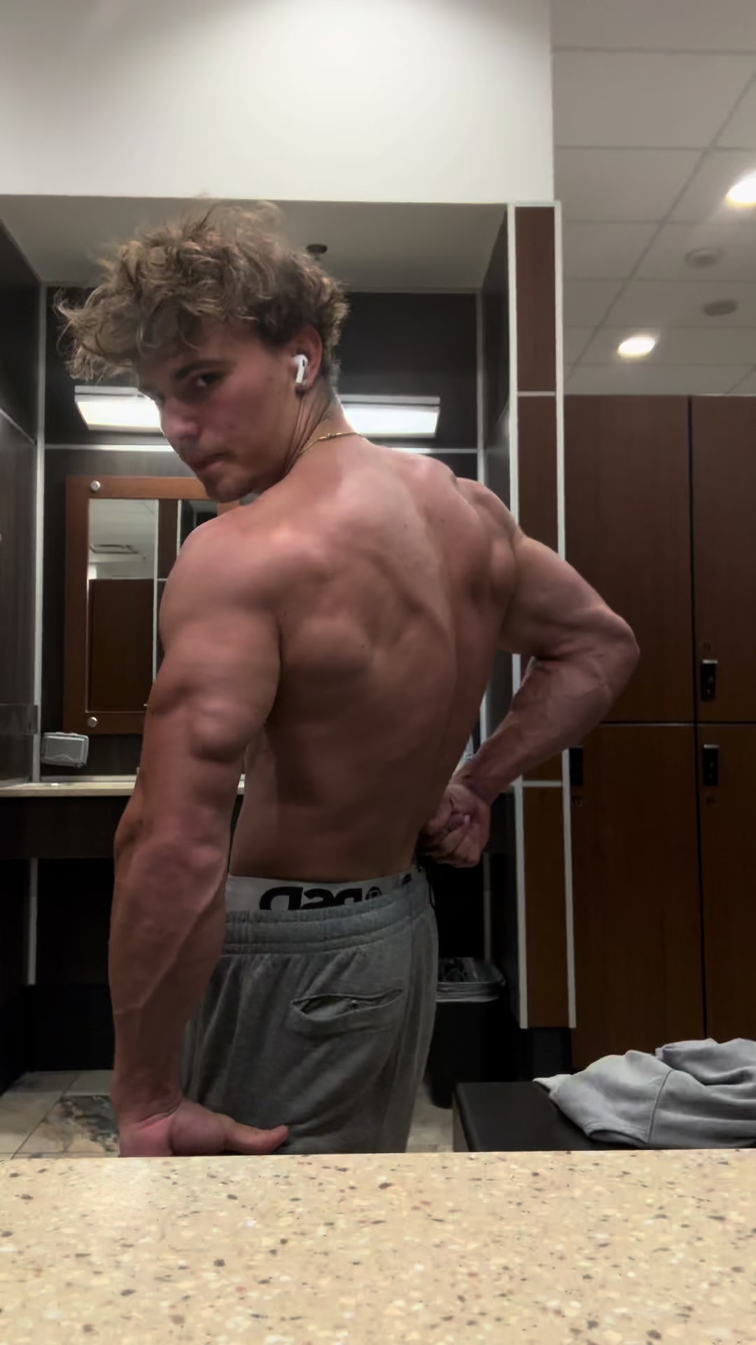 @bujbruh
