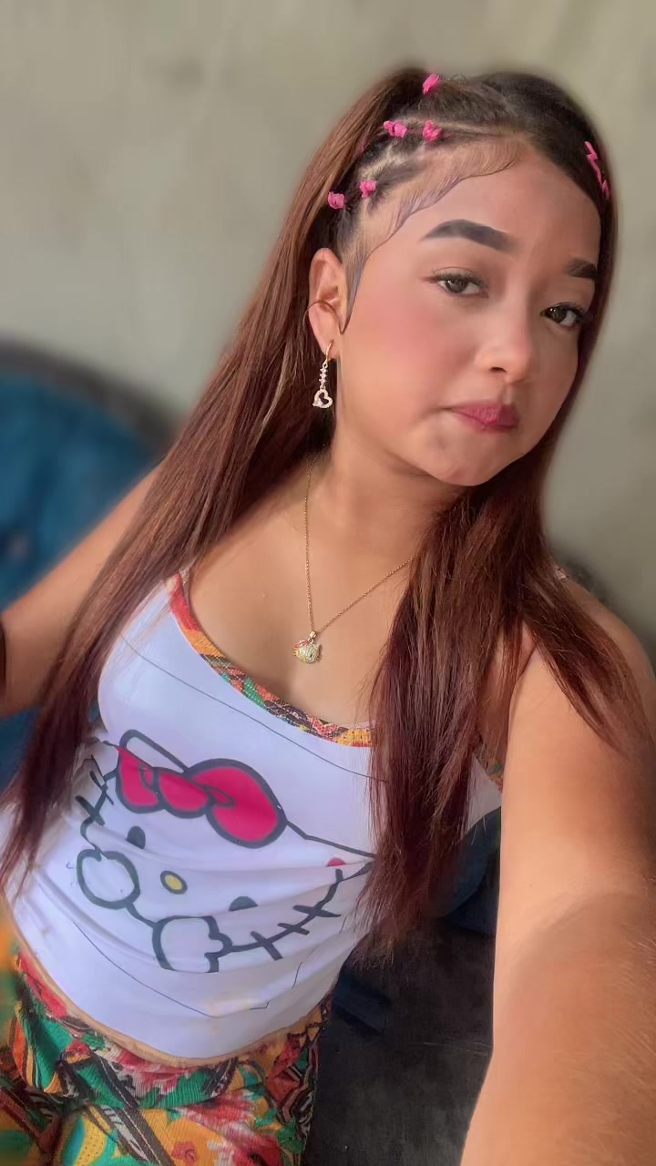 @Emelicita🧡.