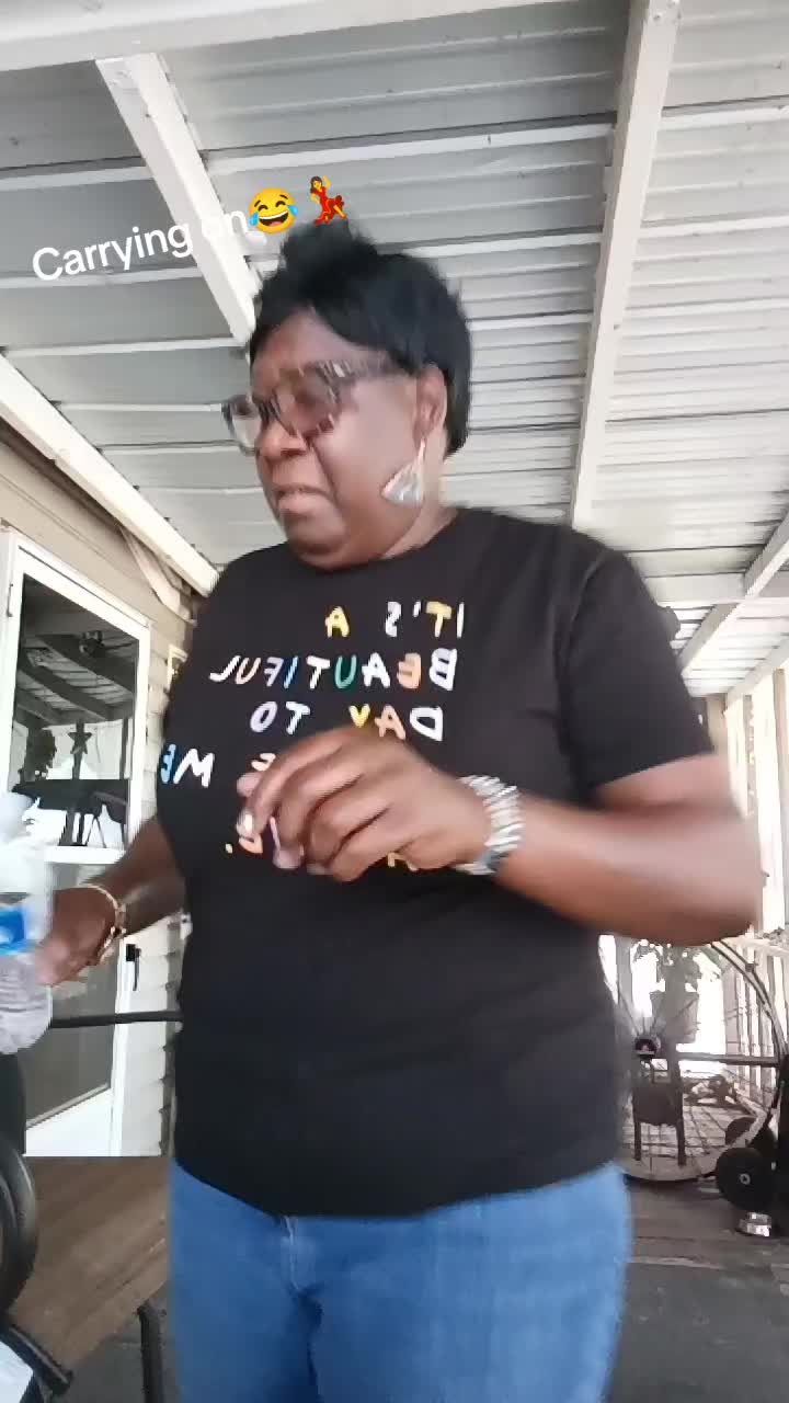 @auntee_carol4life