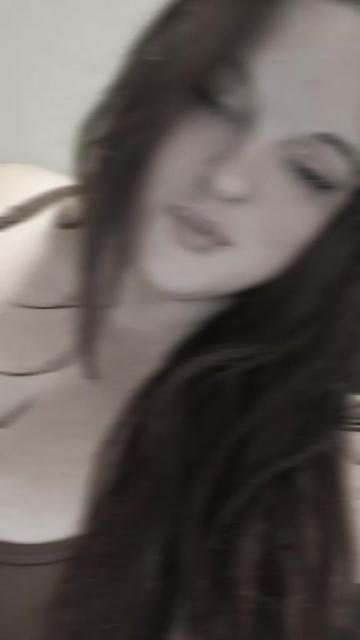@🎀curvybratbabe71