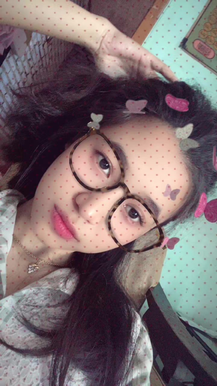 @anaheee