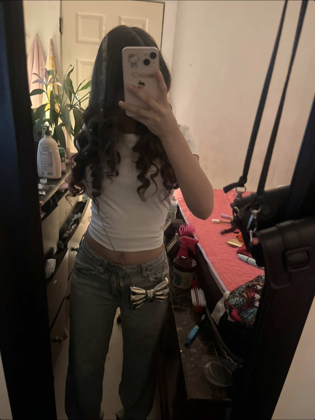 @, 𝓻𝓸𝓼𝓮𝓵𝓲𝓷‘ 🤍 .