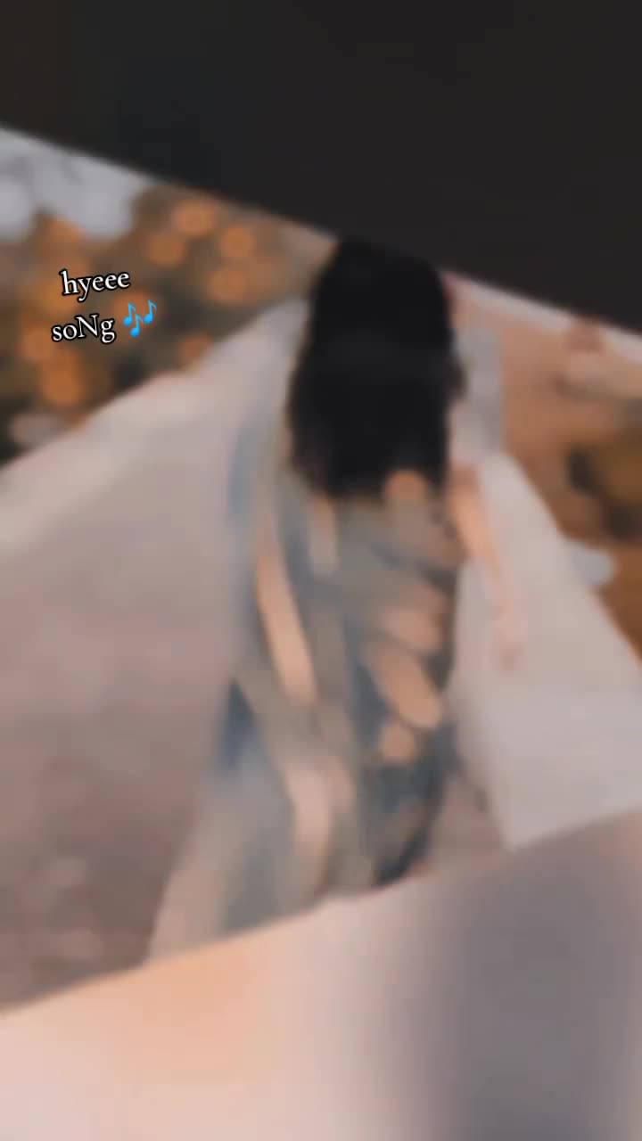 @Roshni 🥀