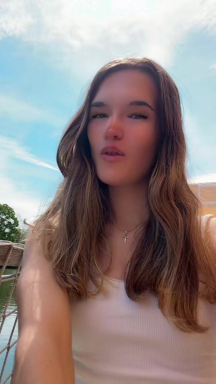 @𝔘𝔫𝔰𝔢𝔯.𝔫𝔞𝔱𝔞𝔩𝔦𝔢.22